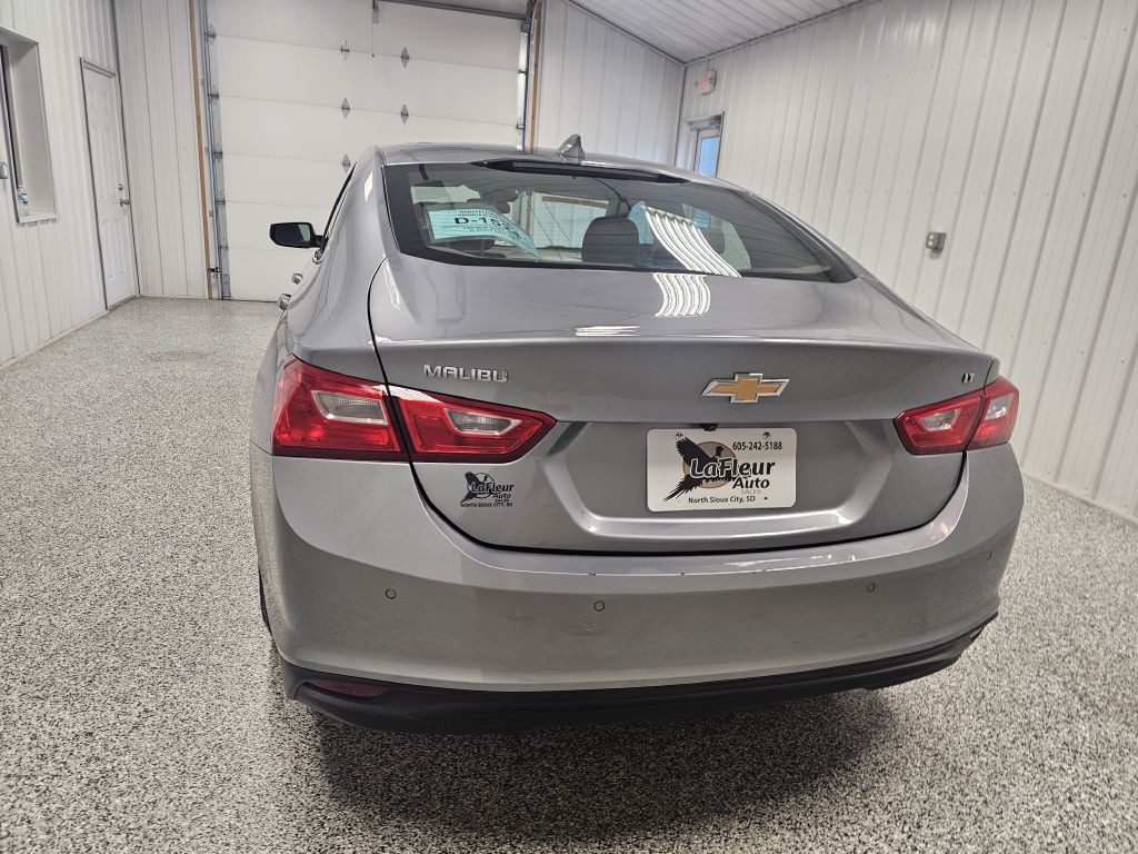 2024 Chevrolet Malibu Image 5