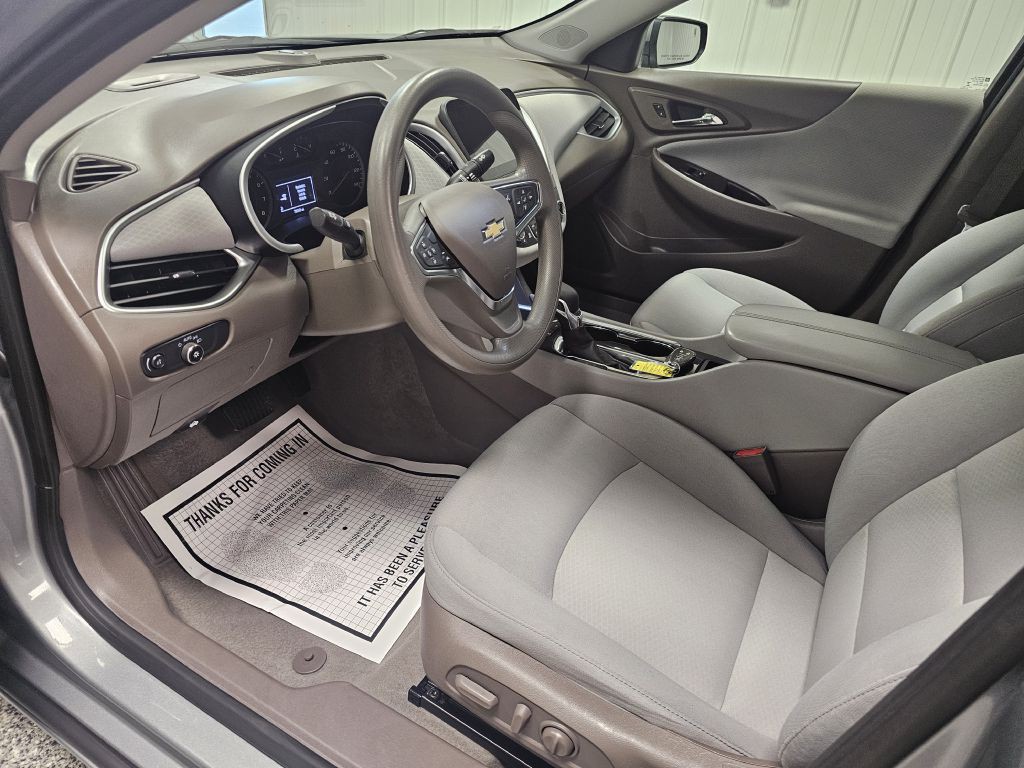 2024 Chevrolet Malibu Image 10