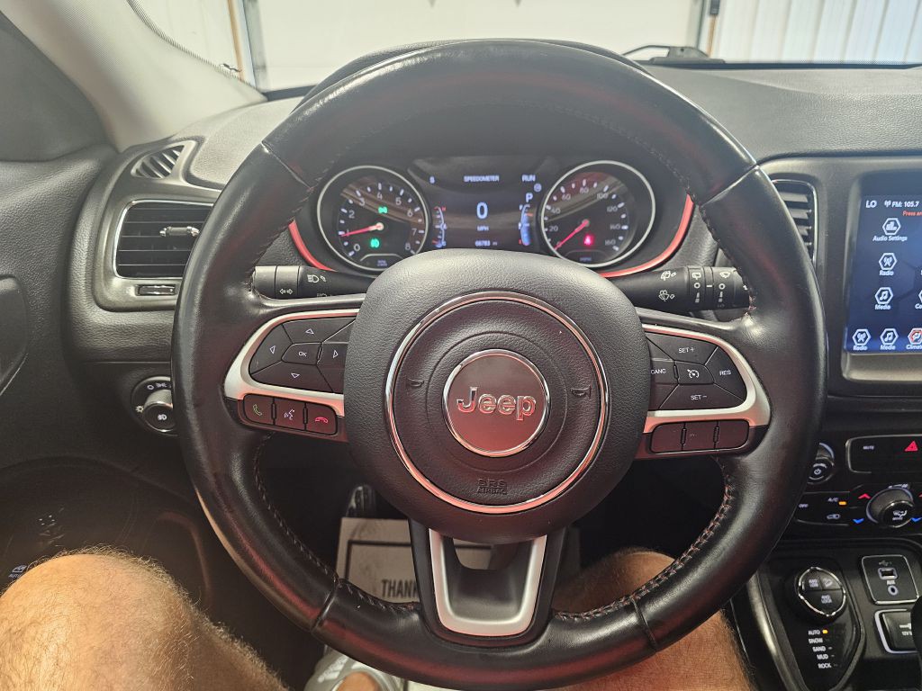 2019 Jeep Compass Image 17