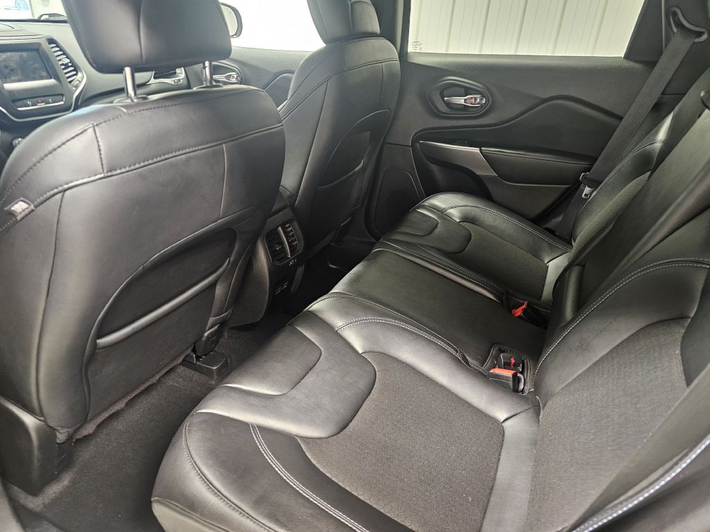2021 Jeep Cherokee Image 11