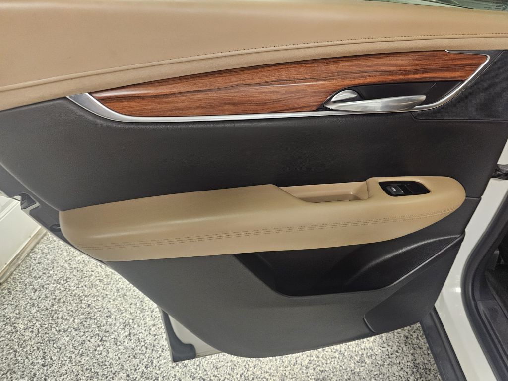 2017 Cadillac XT5 Image 11