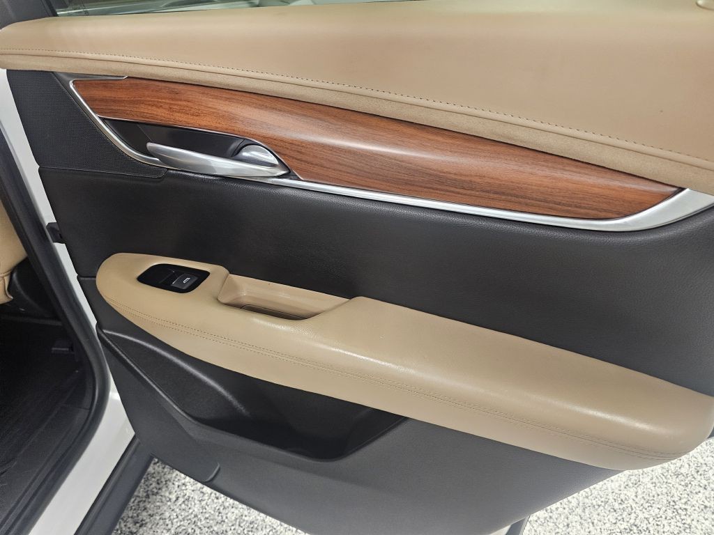 2017 Cadillac XT5 Image 14