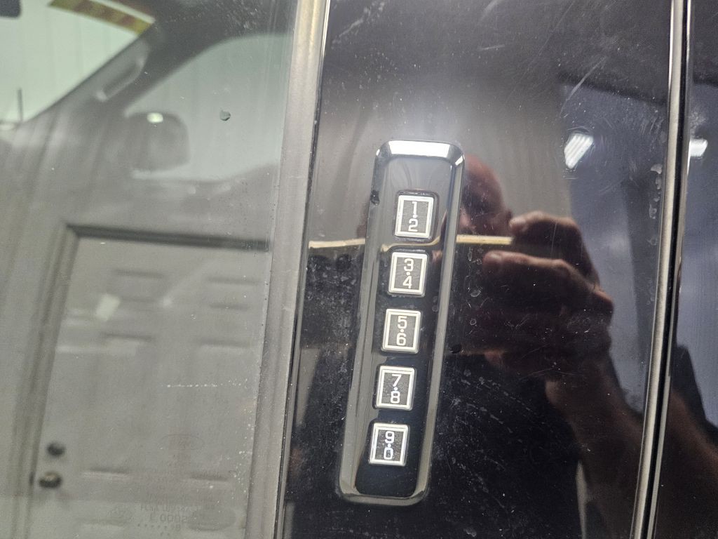 2018 Ford F-150 Image 8