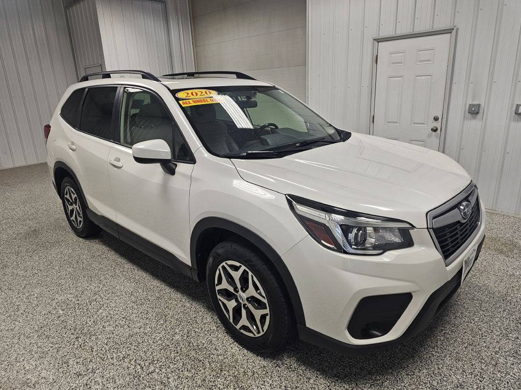 2020 Subaru Forester Image 2