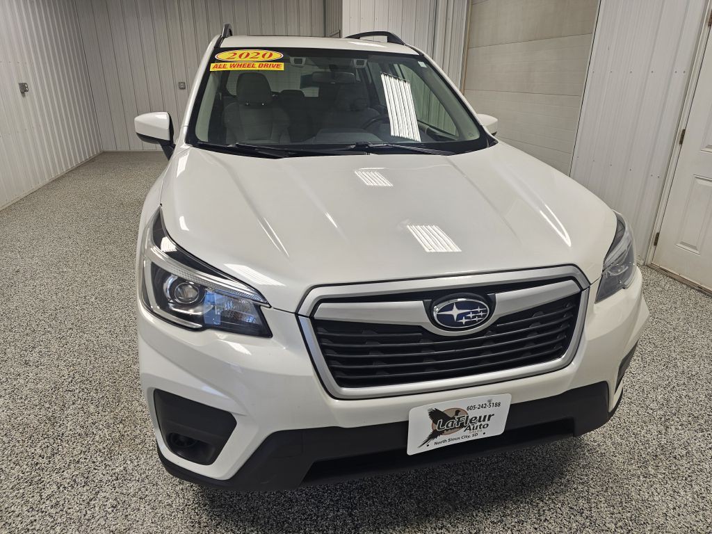 2020 Subaru Forester Image 3