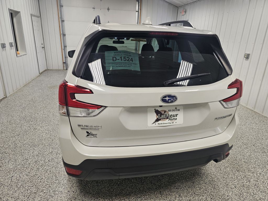 2020 Subaru Forester Image 5