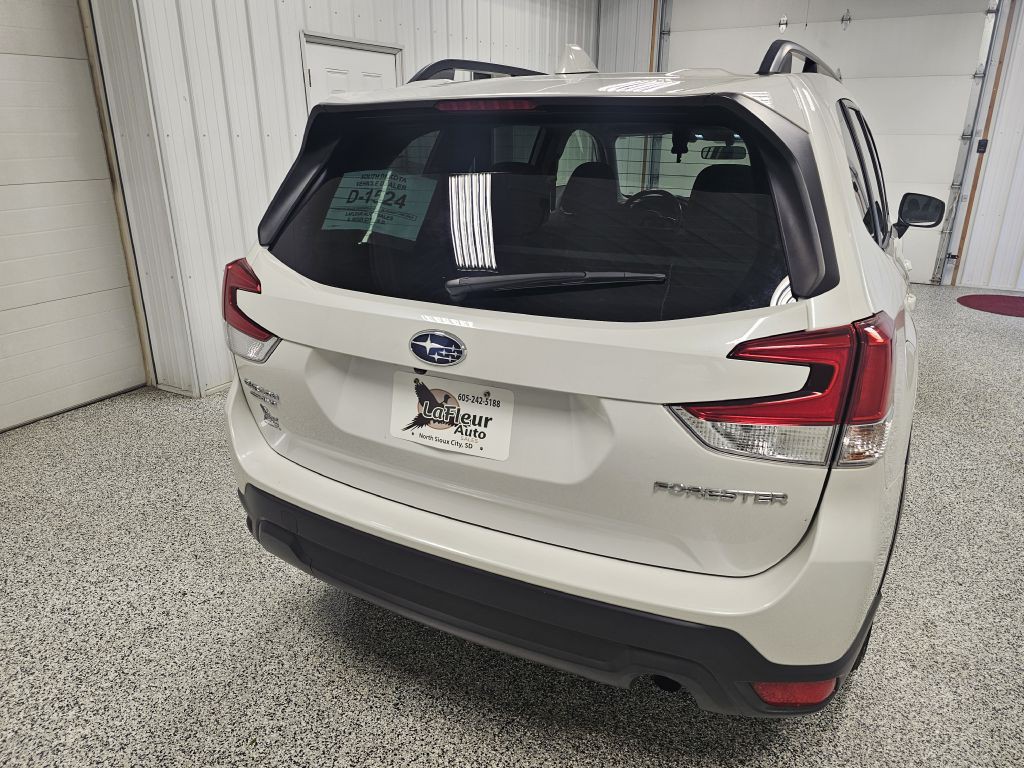 2020 Subaru Forester Image 6