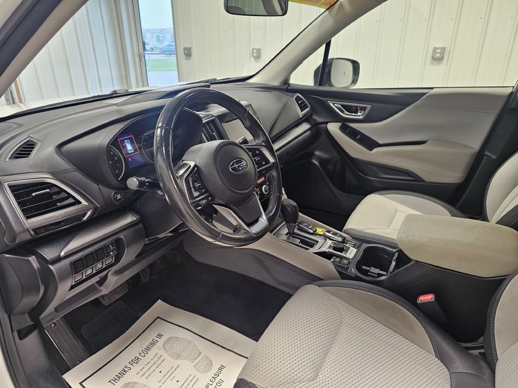 2020 Subaru Forester Image 10