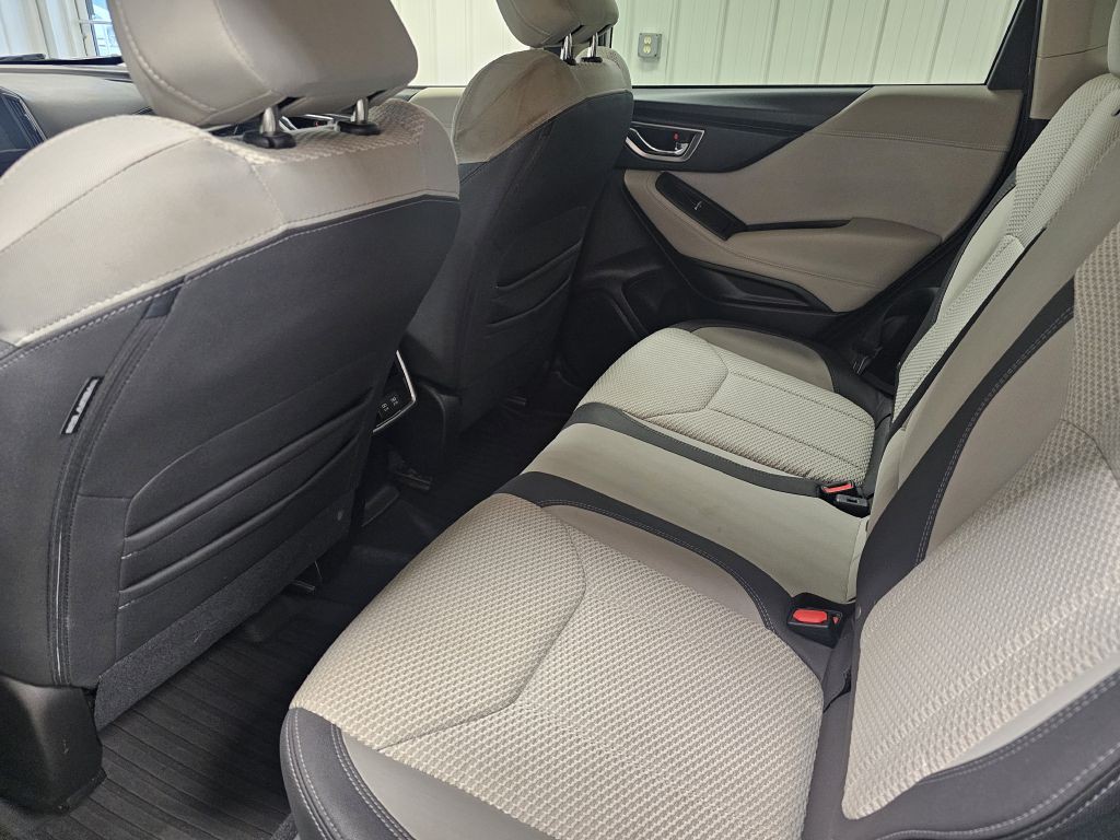 2020 Subaru Forester Image 12
