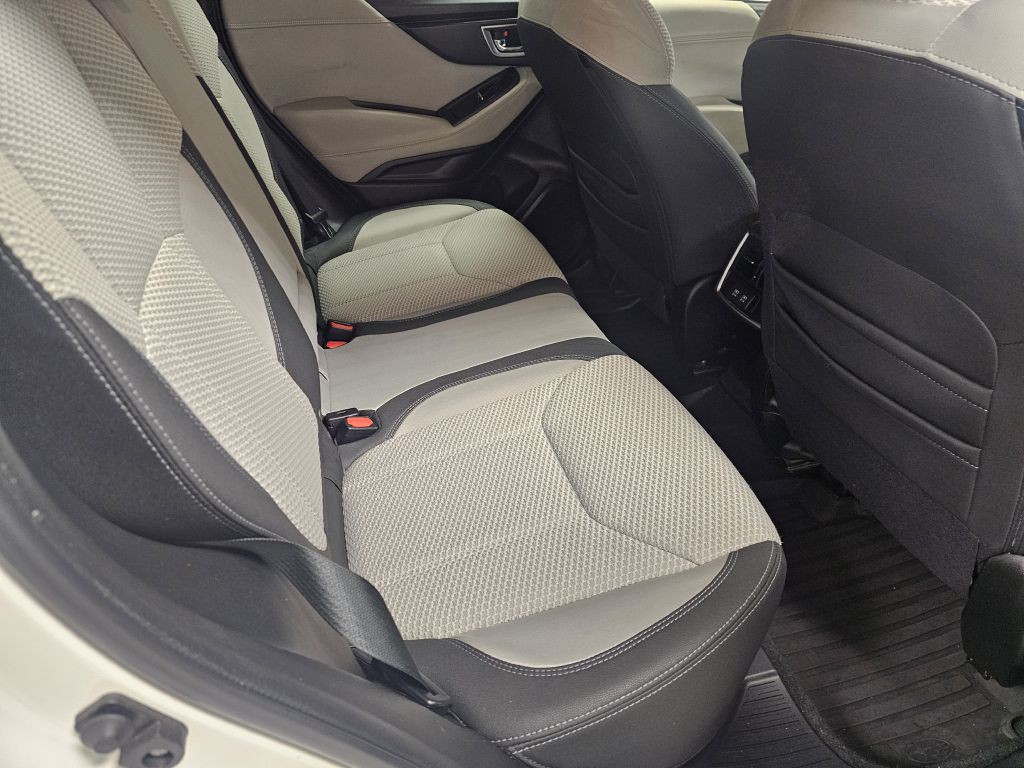 2020 Subaru Forester Image 15