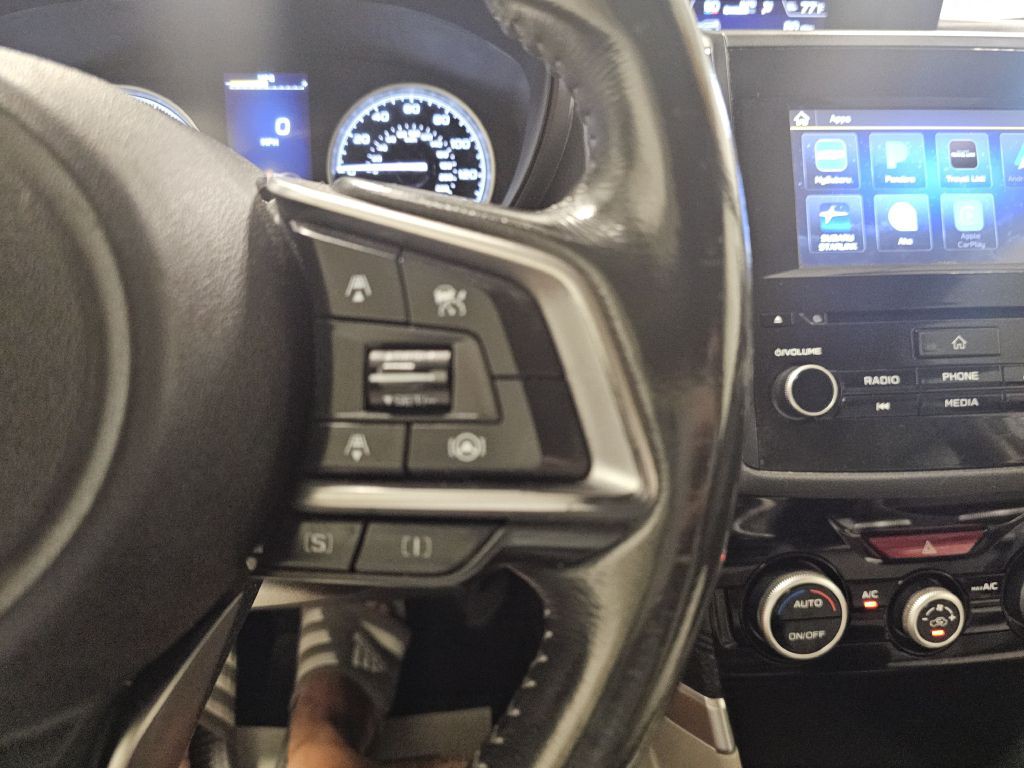2020 Subaru Forester Image 21