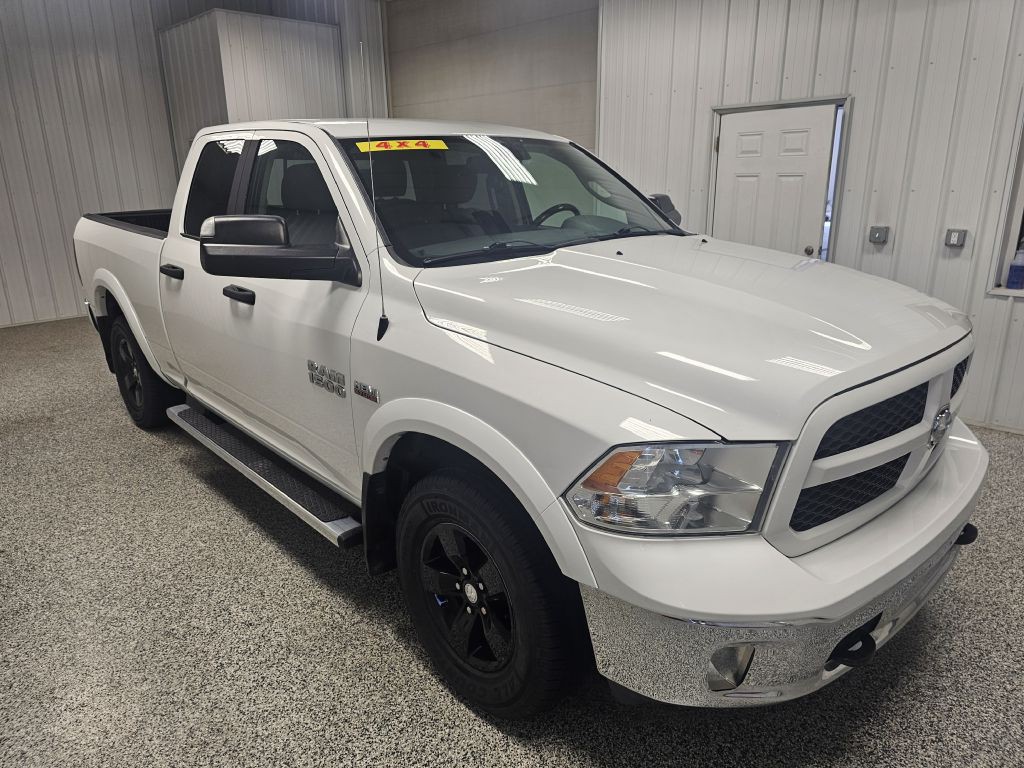 2016 RAM 1500 Image 2