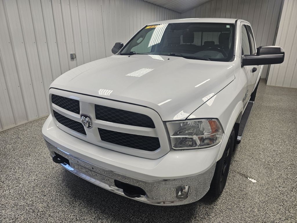 2016 RAM 1500 Image 4
