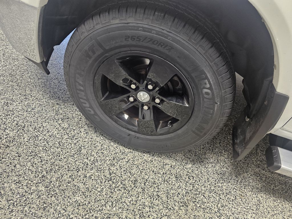 2016 RAM 1500 Image 7