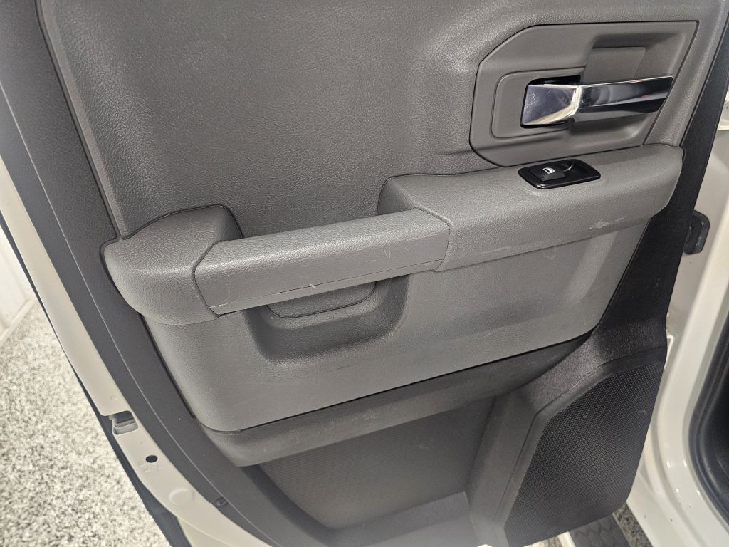 2016 RAM 1500 Image 10