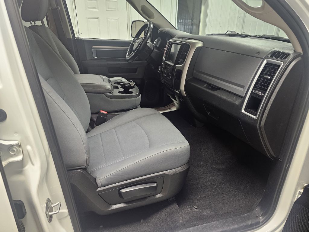 2016 RAM 1500 Image 15