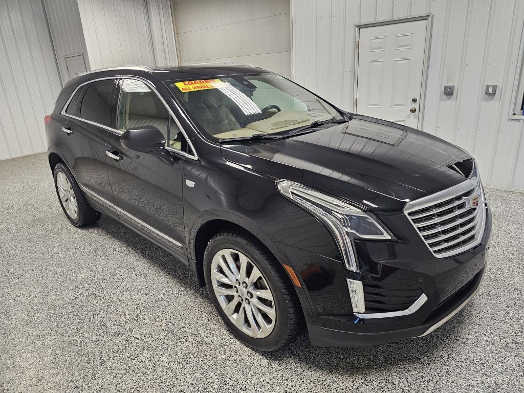 2017 Cadillac XT5 Image 2