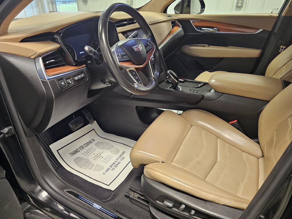 2017 Cadillac XT5 Image 10