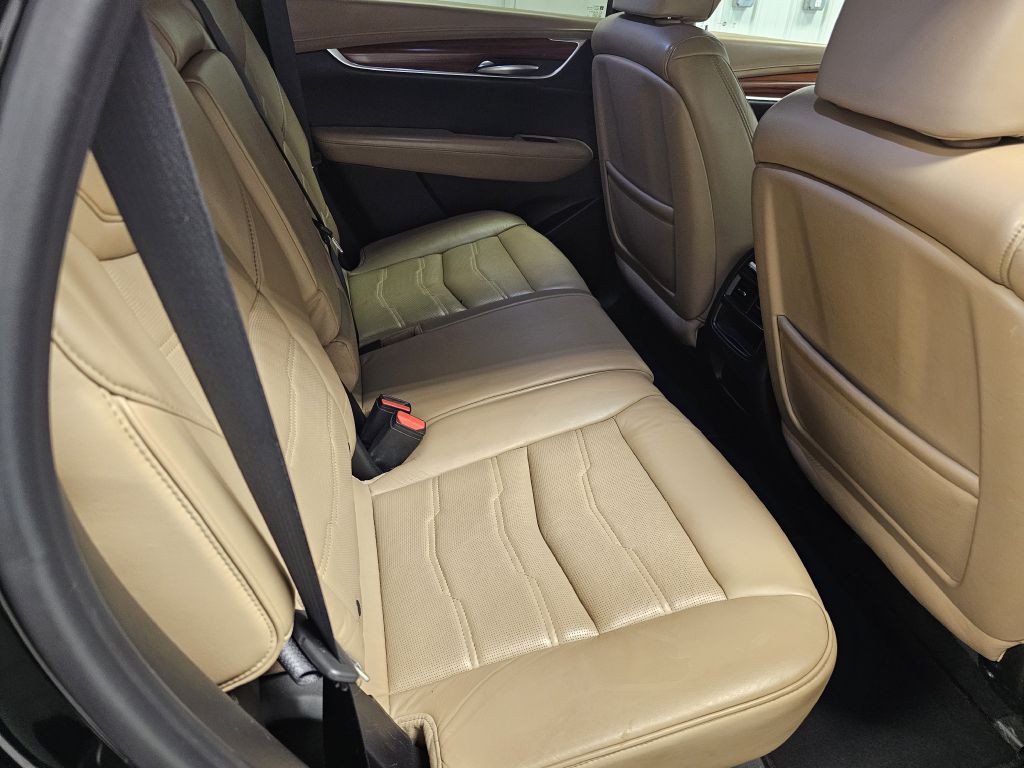 2017 Cadillac XT5 Image 15