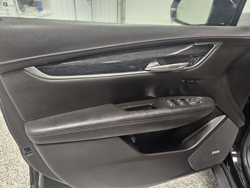 2020 Cadillac XT5 Image 9