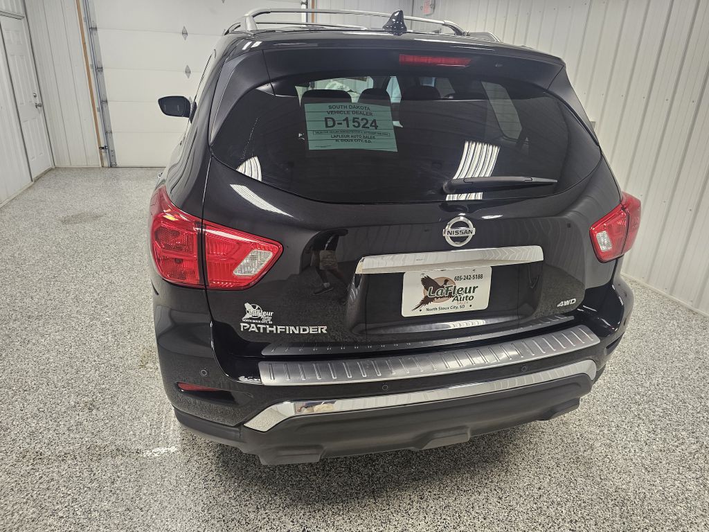 2020 Nissan Pathfinder Image 5