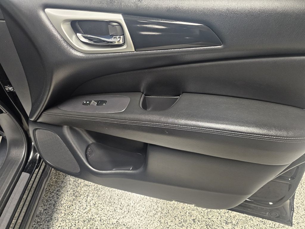 2020 Nissan Pathfinder Image 14