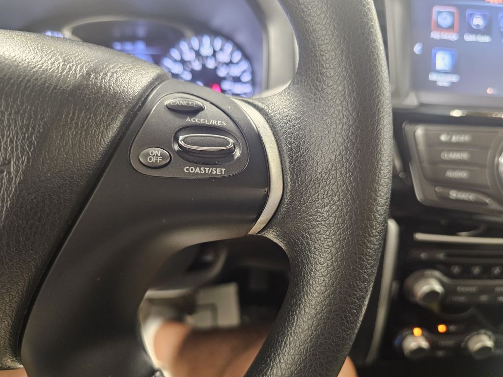 2020 Nissan Pathfinder Image 18