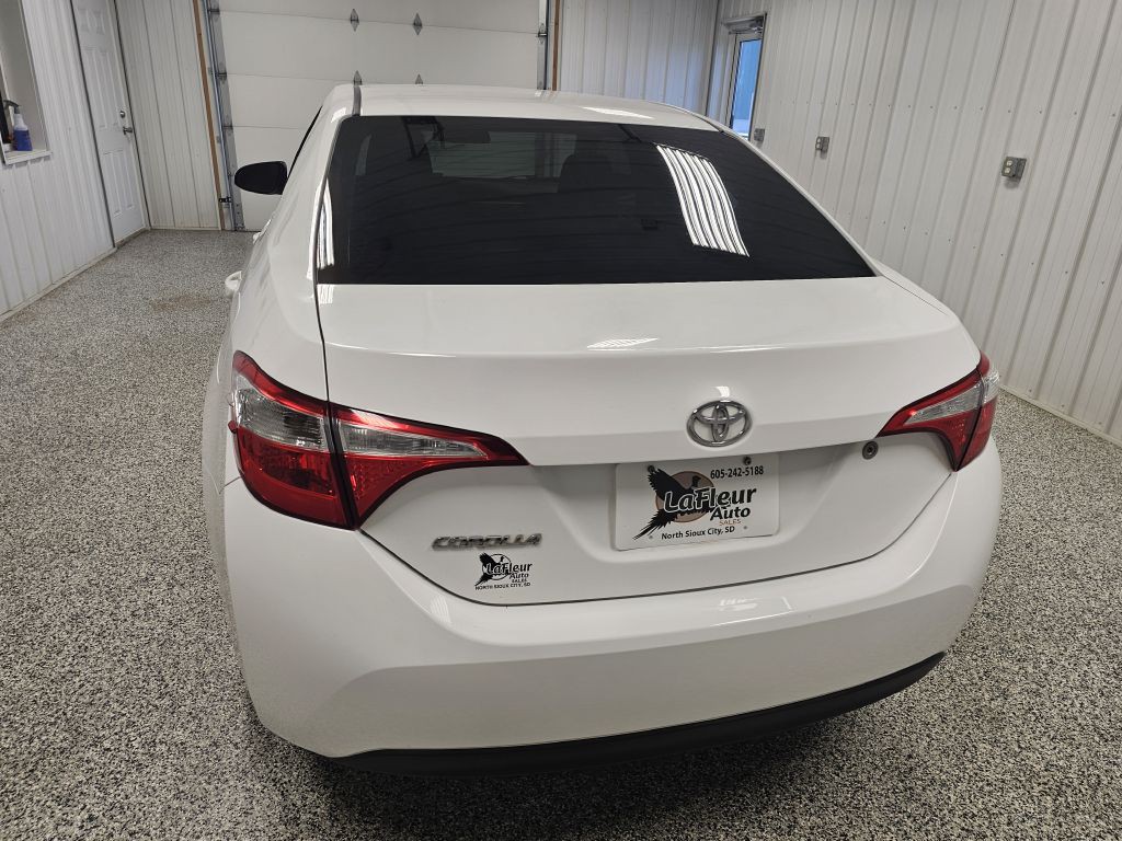 2015 Toyota Corolla Image 5
