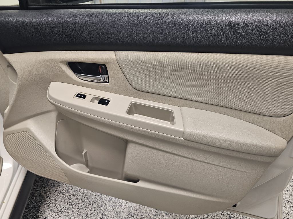 2013 Subaru Crosstrek Image 16