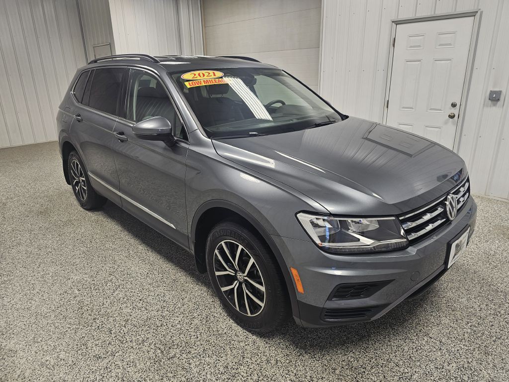 2021 Volkswagen Tiguan Image 2