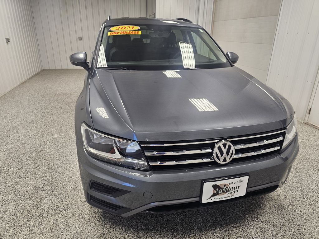 2021 Volkswagen Tiguan Image 3