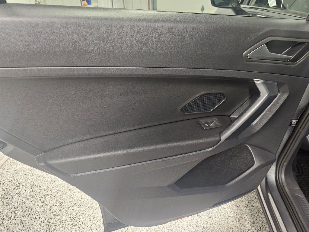 2021 Volkswagen Tiguan Image 10