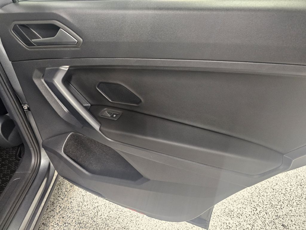2021 Volkswagen Tiguan Image 13