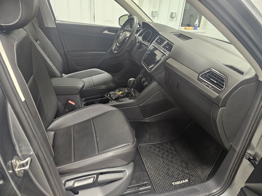 2021 Volkswagen Tiguan Image 16
