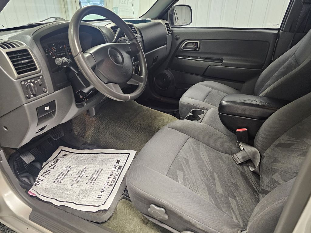 2005 Chevrolet Colorado Image 9