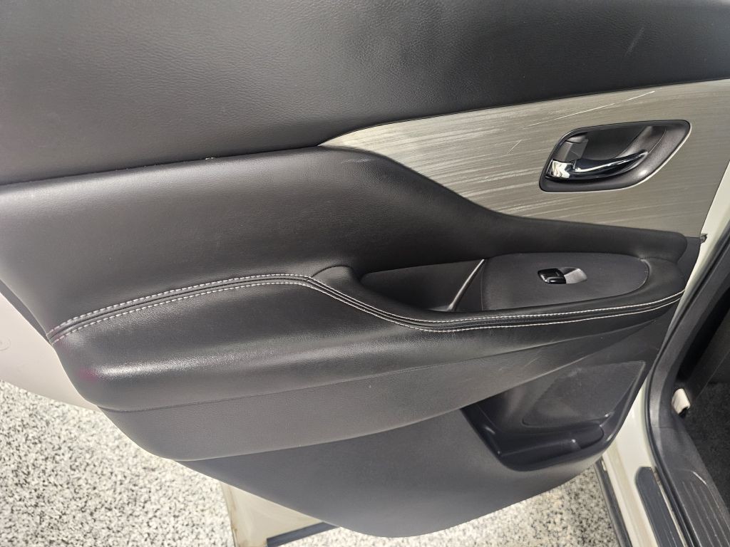 2018 Nissan Murano Image 11