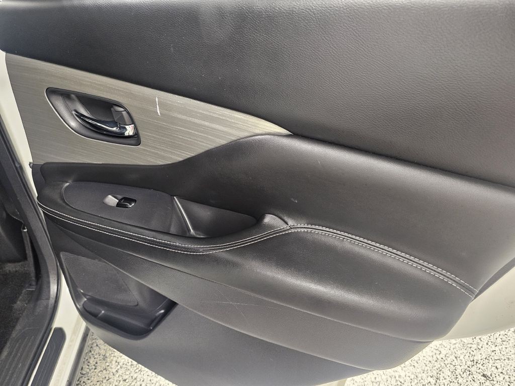 2018 Nissan Murano Image 14