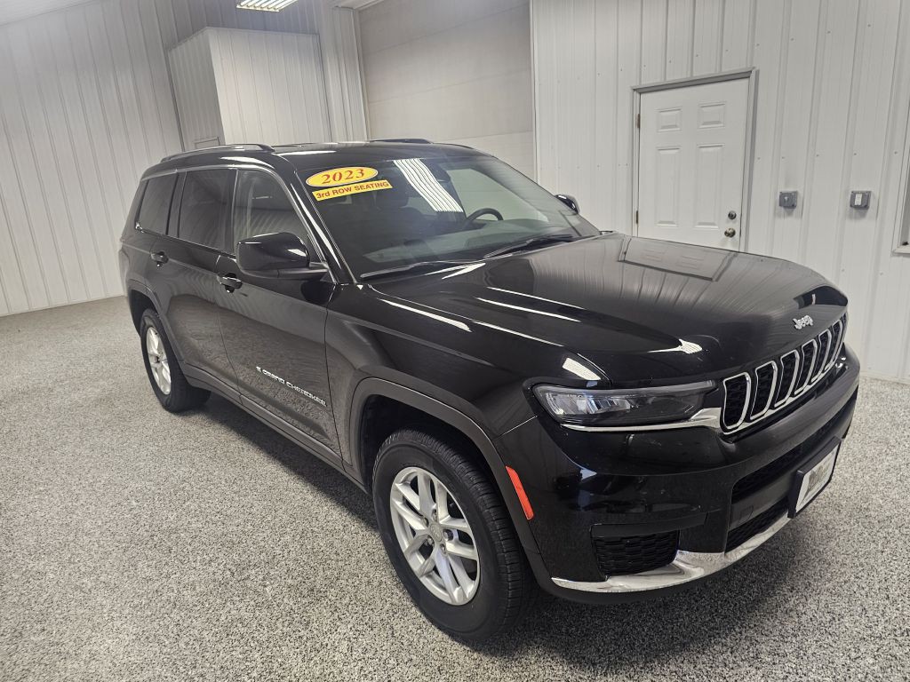 2023 Jeep Grand Cherokee Image 2