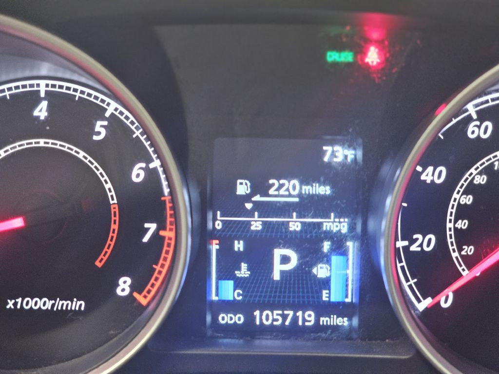 2014 Mitsubishi Outlander Image 21