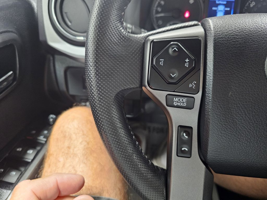 2023 Toyota Tacoma Image 17