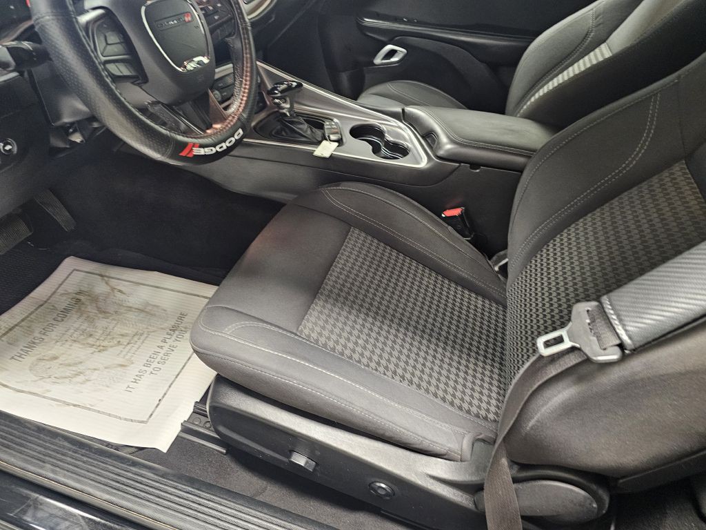 2019 Dodge Challenger Image 9