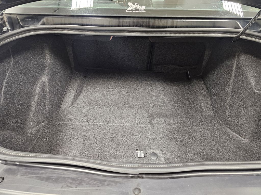 2019 Dodge Challenger Image 11