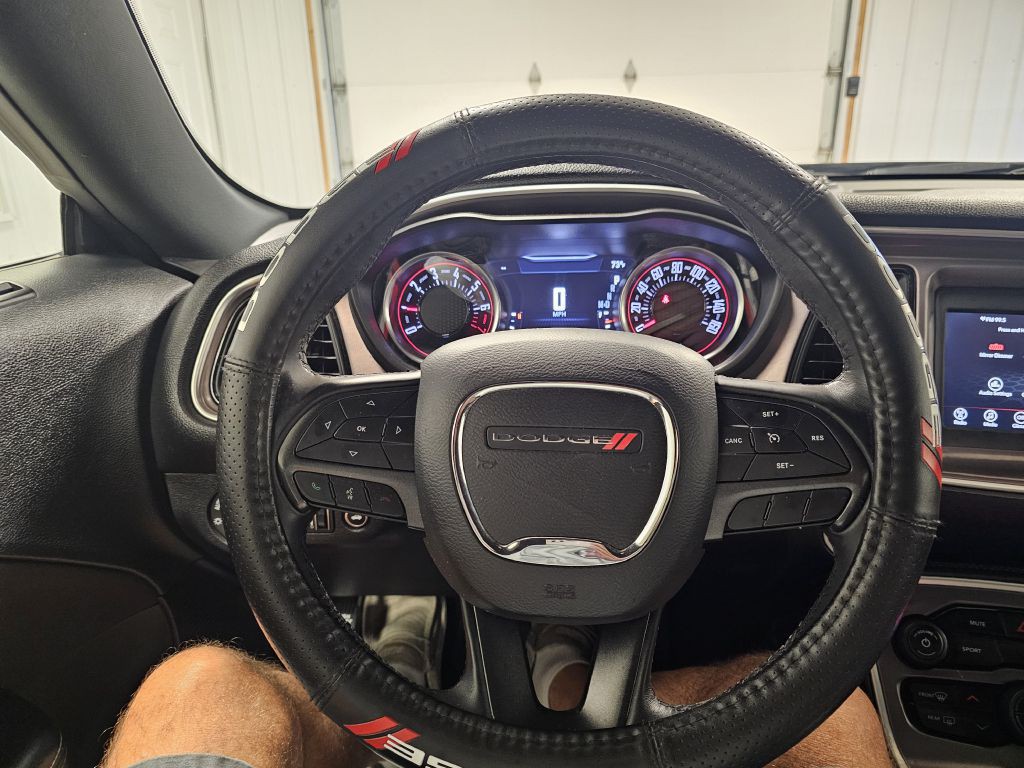 2019 Dodge Challenger Image 14