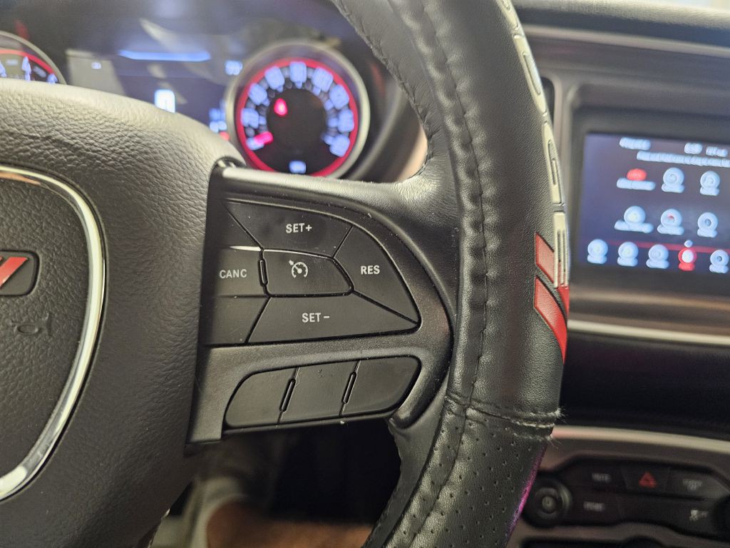 2019 Dodge Challenger Image 16