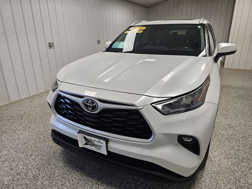2022 Toyota Highlander Image 4