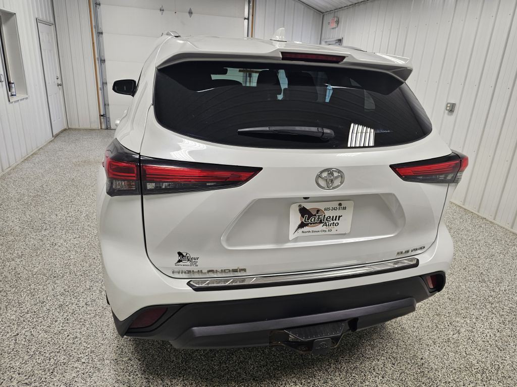 2022 Toyota Highlander Image 5
