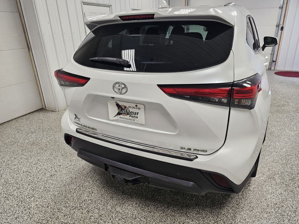 2022 Toyota Highlander Image 6
