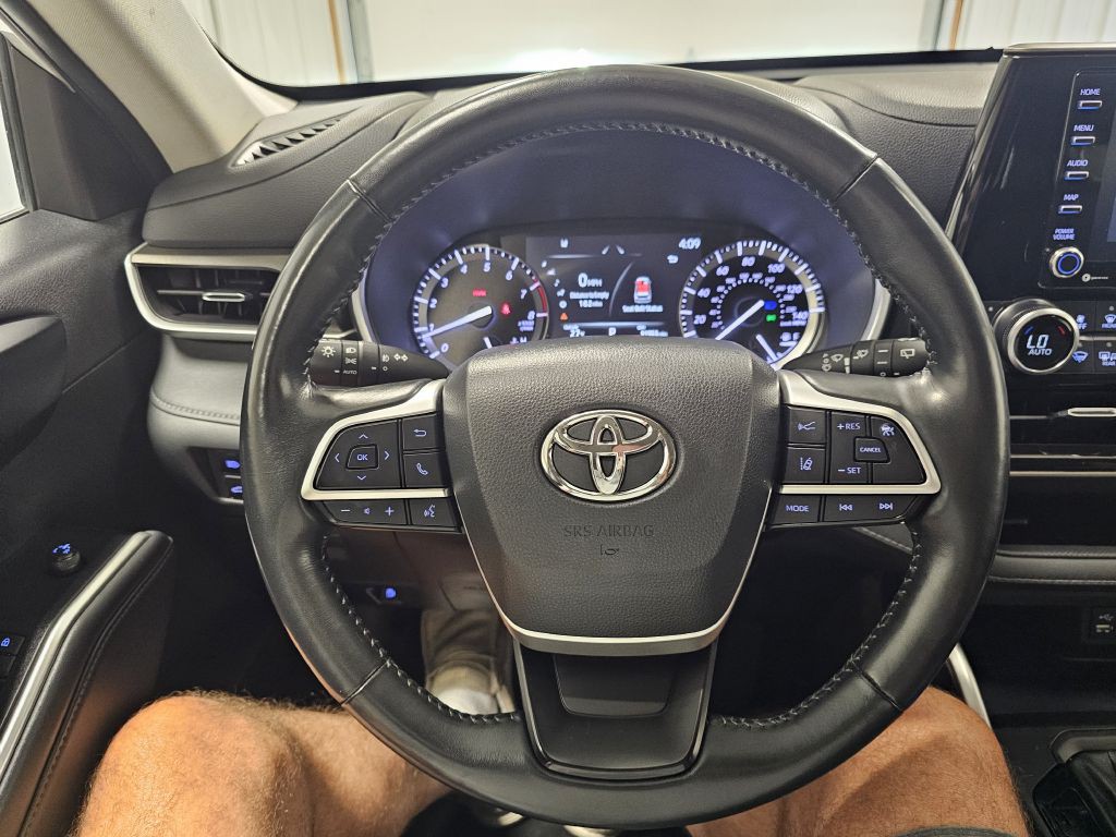 2022 Toyota Highlander Image 19
