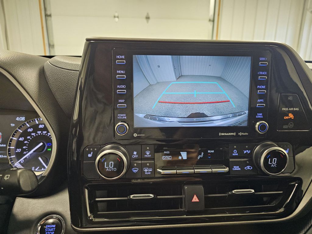 2022 Toyota Highlander Image 24