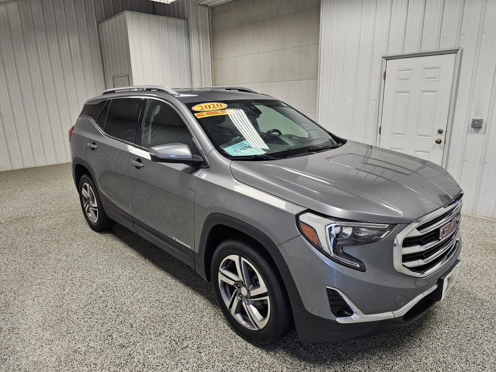 2020 GMC Terrain Image 2